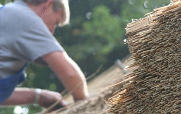 professional Weston Favell thatchers